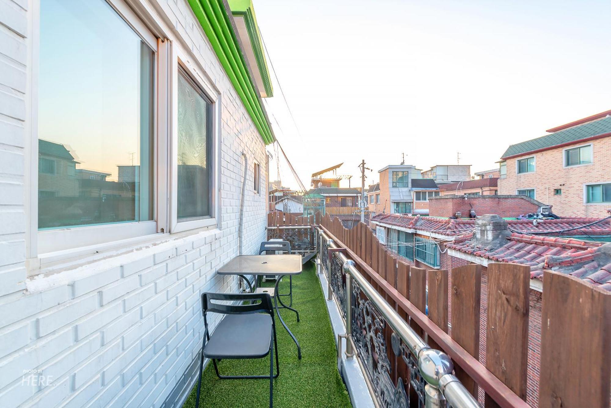 Seeu House Hongdae Seoul Bilik gambar